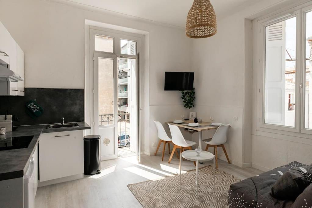 Charmant Studio Arbore Et Climatise Carcassonne Exterior photo